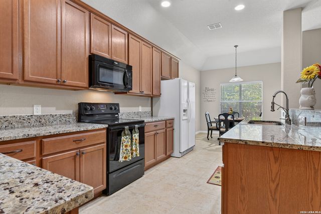 10912 Forest Breeze, Live Oak, TX 78233
