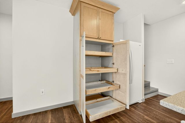 330 E Fir Street, Jacksonville, OR 97530