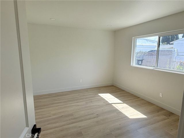 5319 Roosevelt, Santa Ana, CA 92703