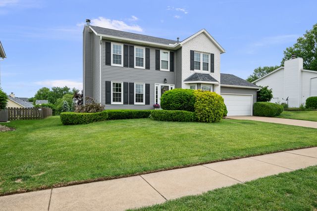 737 W 58th Street, Davenport, IA 52806