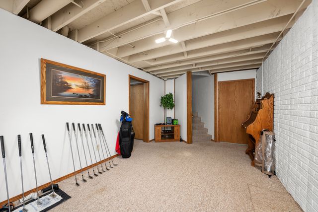 737 W 58th Street, Davenport, IA 52806