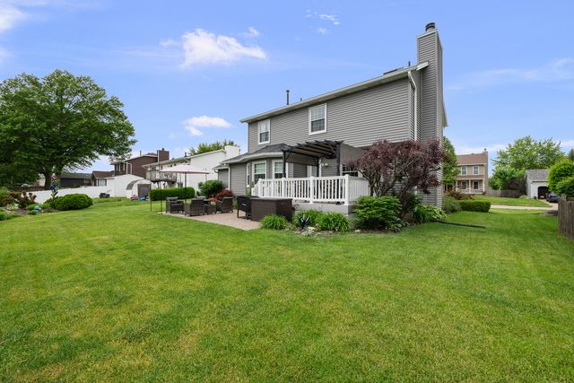737 W 58th Street, Davenport, IA 52806
