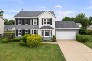 737 W 58th Street, Davenport, IA 52806