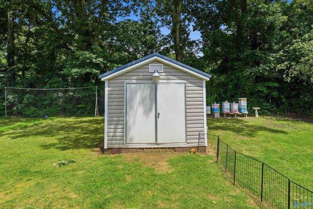105 Timberline Drive, Arab, AL 35016