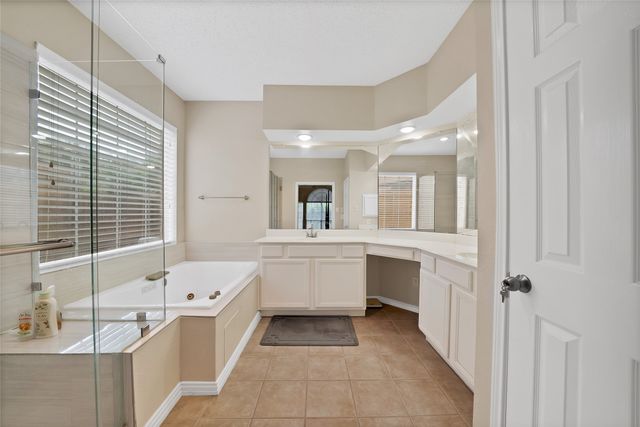 2129 Brentcove Drive, Grapevine, TX 76051
