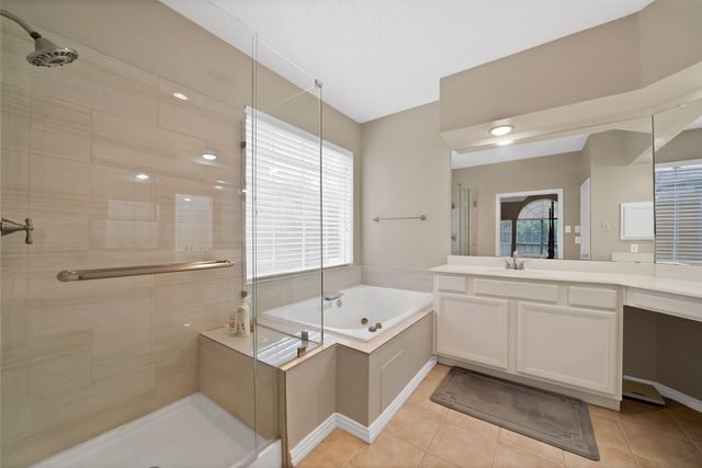 2129 Brentcove Drive, Grapevine, TX 76051
