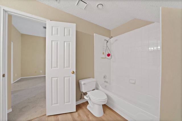 2129 Brentcove Drive, Grapevine, TX 76051