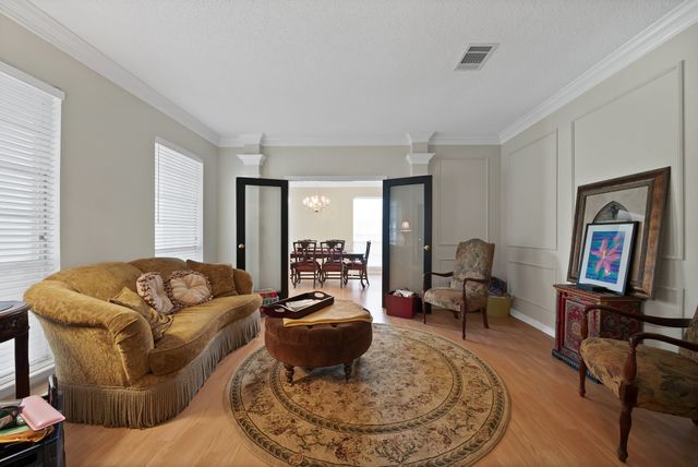2129 Brentcove Drive, Grapevine, TX 76051
