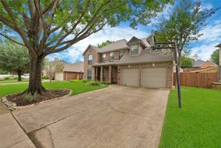 2129 Brentcove Drive, Grapevine, TX 76051