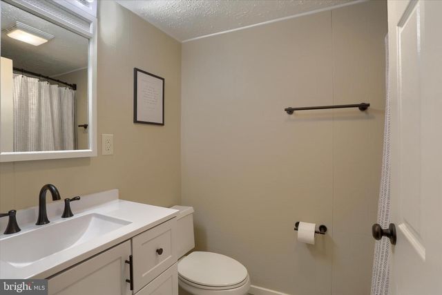 924 GRAND ST, Harrisburg, PA 17102