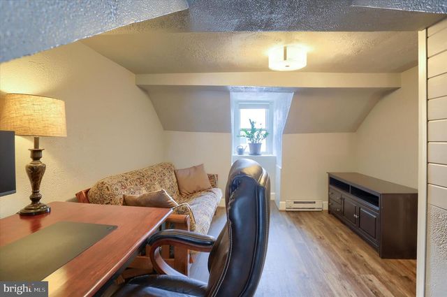 924 GRAND ST, Harrisburg, PA 17102