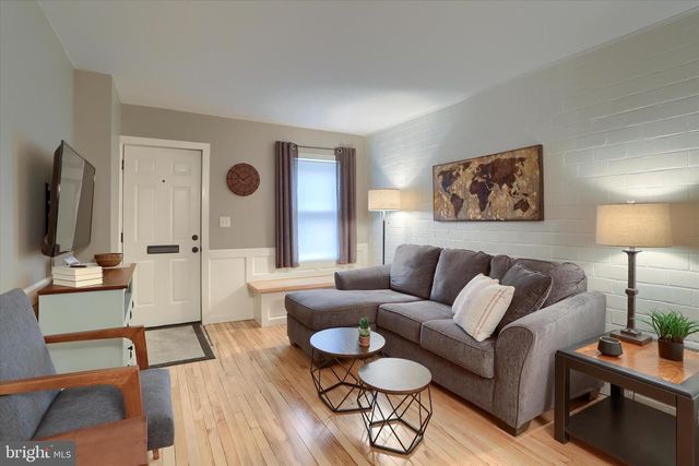 924 GRAND ST, Harrisburg, PA 17102