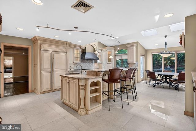 21 TEAK CT, Cherry Hill, NJ 08003