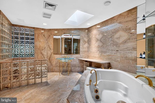 21 TEAK CT, Cherry Hill, NJ 08003
