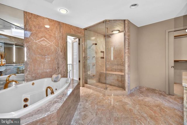 21 TEAK CT, Cherry Hill, NJ 08003