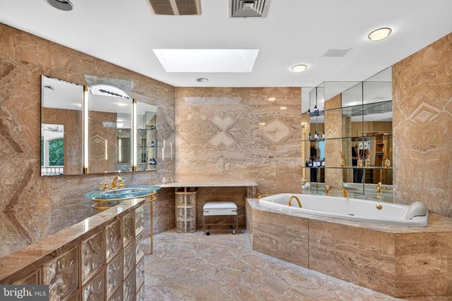 21 TEAK CT, Cherry Hill, NJ 08003