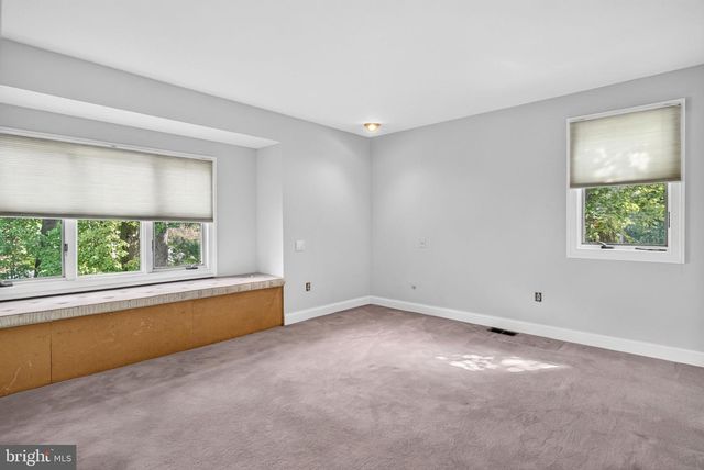 21 TEAK CT, Cherry Hill, NJ 08003