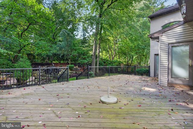 21 TEAK CT, Cherry Hill, NJ 08003