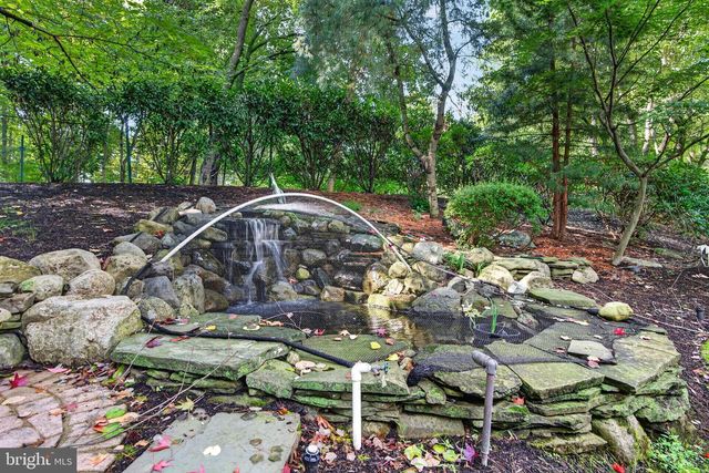 21 TEAK CT, Cherry Hill, NJ 08003