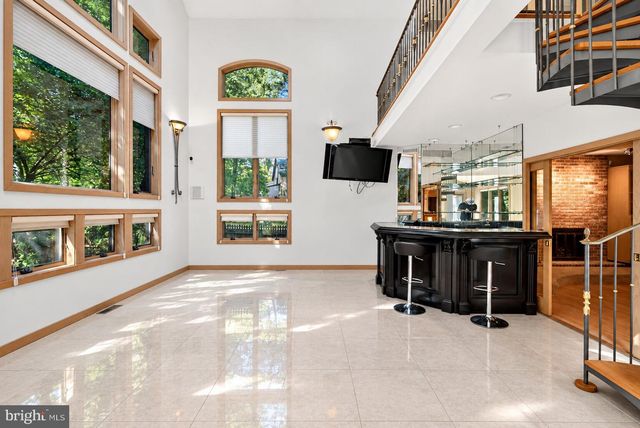 21 TEAK CT, Cherry Hill, NJ 08003