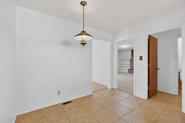12016 Donna Court NE, Albuquerque, NM 87112