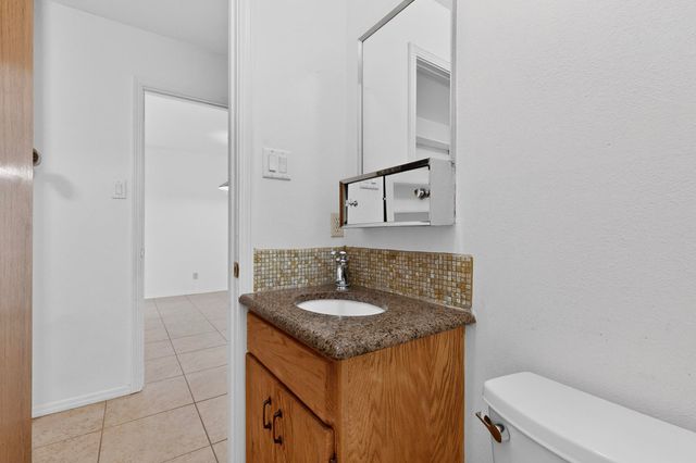 12016 Donna Court NE, Albuquerque, NM 87112