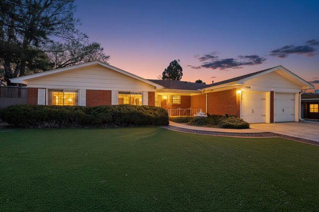 12016 Donna Court NE, Albuquerque, NM 87112