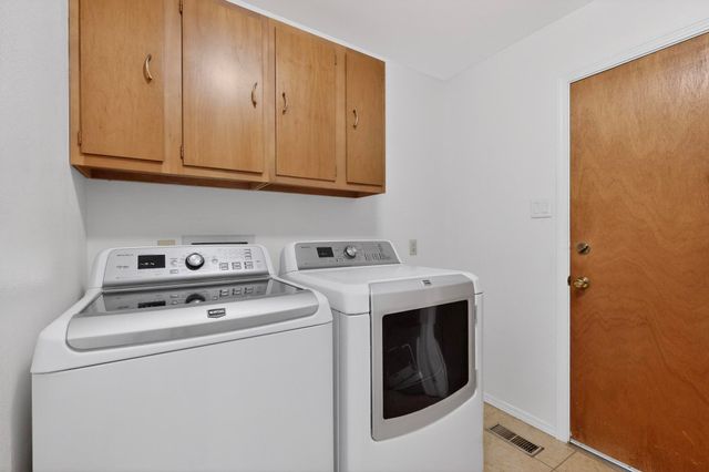 12016 Donna Court NE, Albuquerque, NM 87112