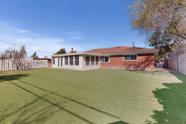 12016 Donna Court NE, Albuquerque, NM 87112