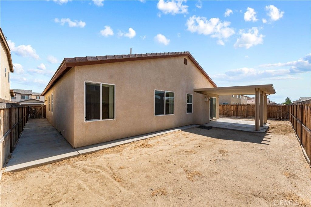 Image 12 of property listing at 3617 Half Dome Avenue, Rosamond, CA 93560