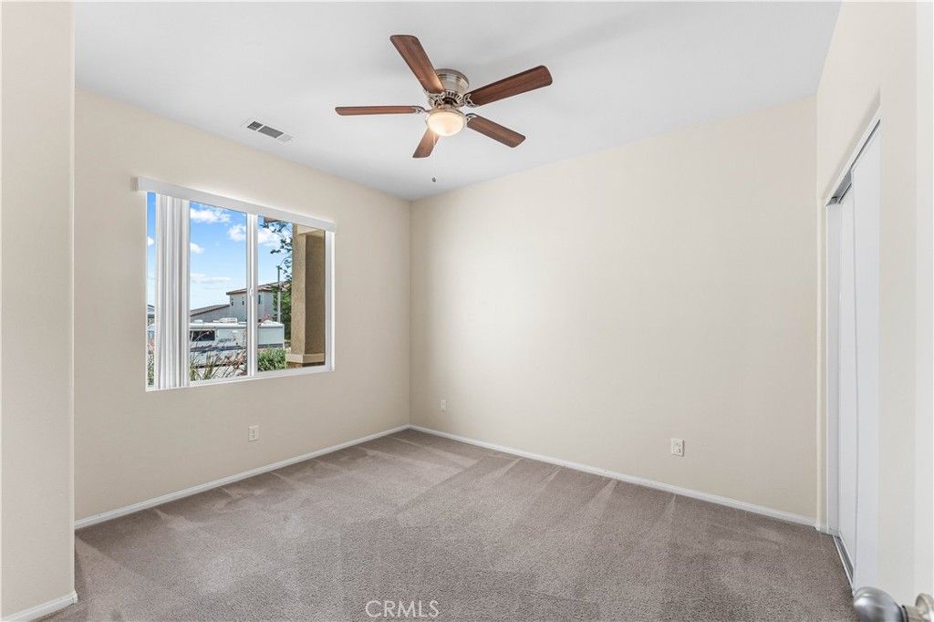 Image 8 of property listing at 3617 Half Dome Avenue, Rosamond, CA 93560