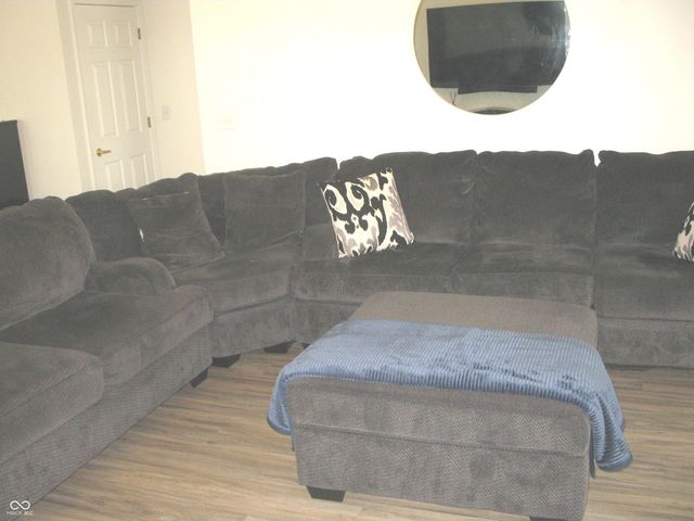 528 Dylan Drive, Avon, IN 46123