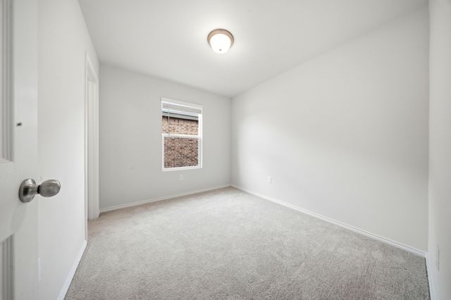 325 Hopson Street, Van Alstyne, TX 75495