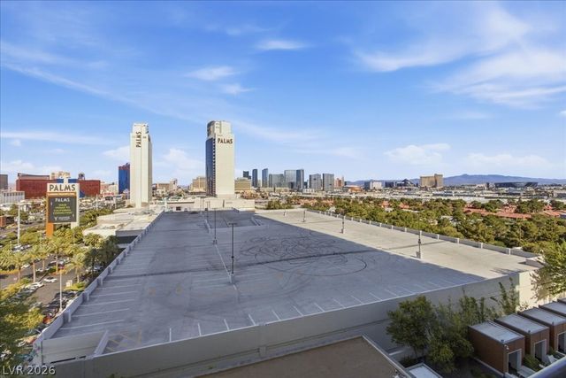4381 West FLAMINGO Road 10306, Las Vegas, NV 89103
