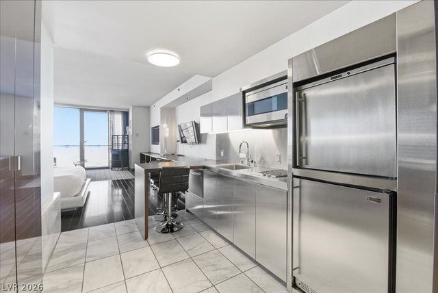 4381 West FLAMINGO Road 10306, Las Vegas, NV 89103