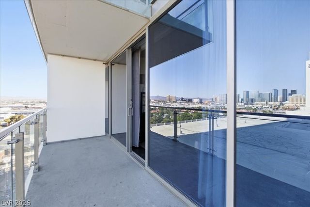 4381 West FLAMINGO Road 10306, Las Vegas, NV 89103