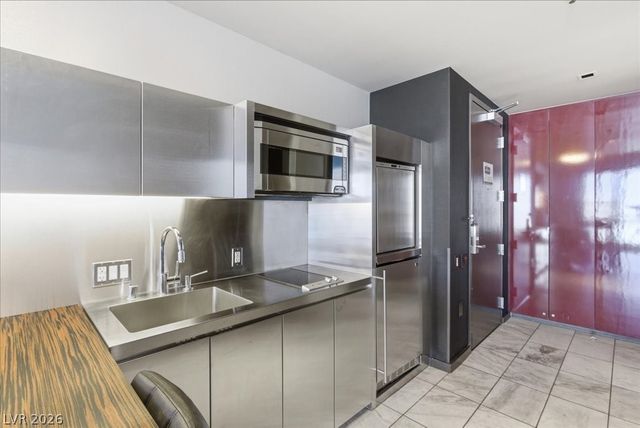 4381 West FLAMINGO Road 10306, Las Vegas, NV 89103