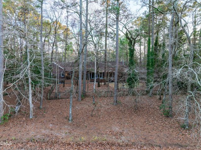 335 Sprunt Drive, Clinton, NC 28328