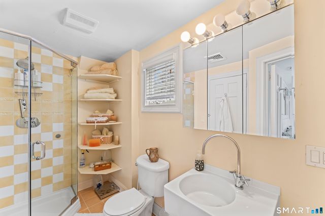 27 Holbrook Drive, Stamford, CT 06906