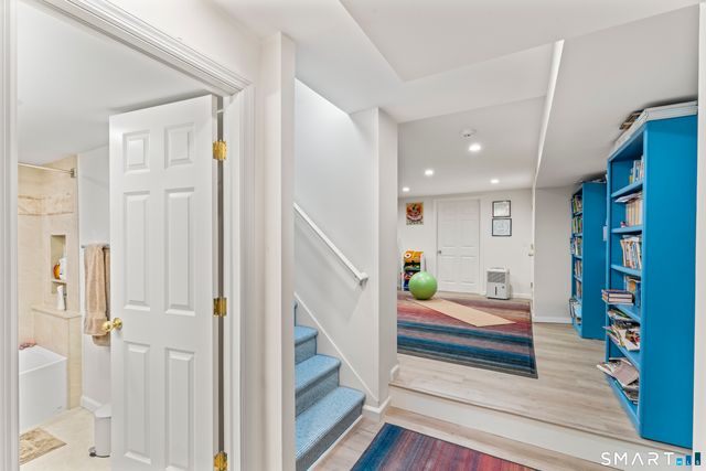 27 Holbrook Drive, Stamford, CT 06906