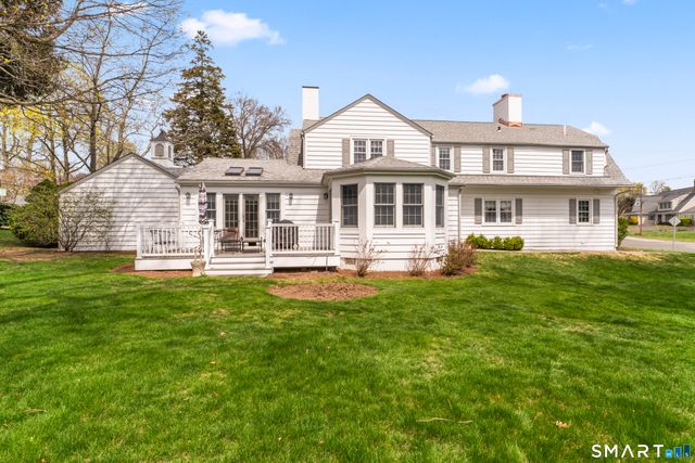 27 Holbrook Drive, Stamford, CT 06906