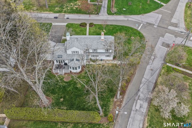 27 Holbrook Drive, Stamford, CT 06906