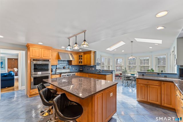 27 Holbrook Drive, Stamford, CT 06906