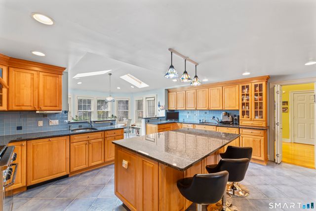 27 Holbrook Drive, Stamford, CT 06906