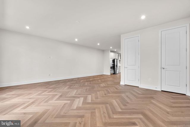 42123 PICASSO SQ, Ashburn, VA 20148