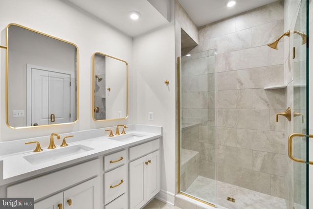 42123 PICASSO SQ, Ashburn, VA 20148