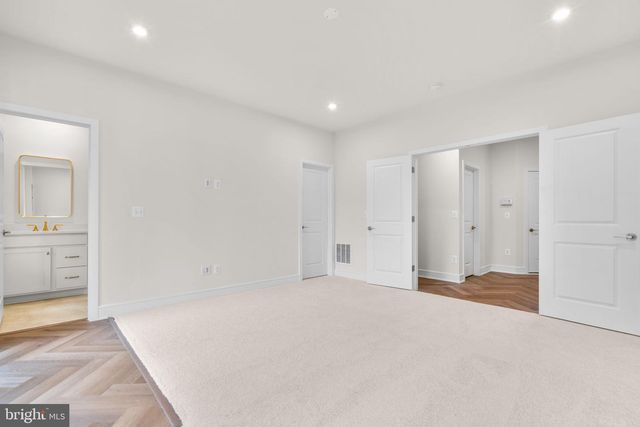 42123 PICASSO SQ, Ashburn, VA 20148