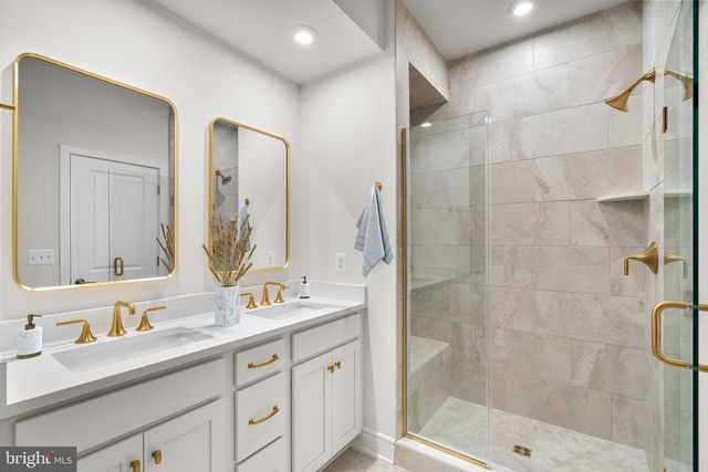 42123 PICASSO SQ, Ashburn, VA 20148