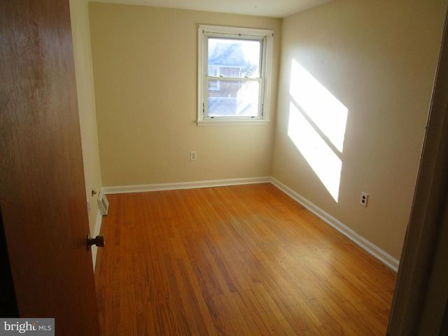 135 DREXEL AVE, Lansdowne, PA 19050