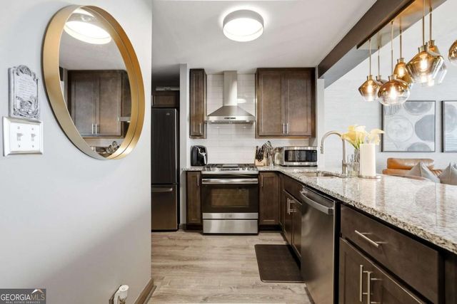 620 Peachtree Street NE 1003, Atlanta, GA 30308